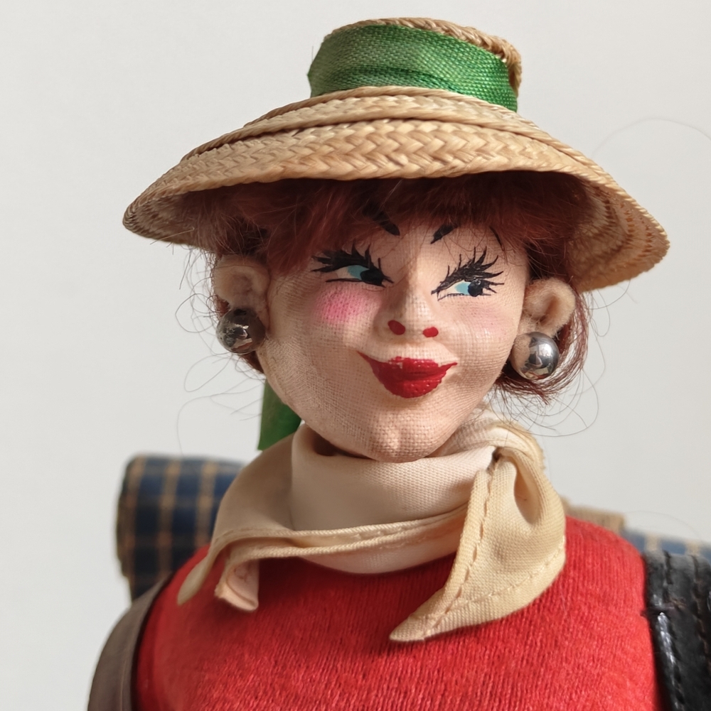 Rare Klumpe Artist Character Doll Lady Hiker Traveller Sightseer 11" Collectible - Picture 2 of 16